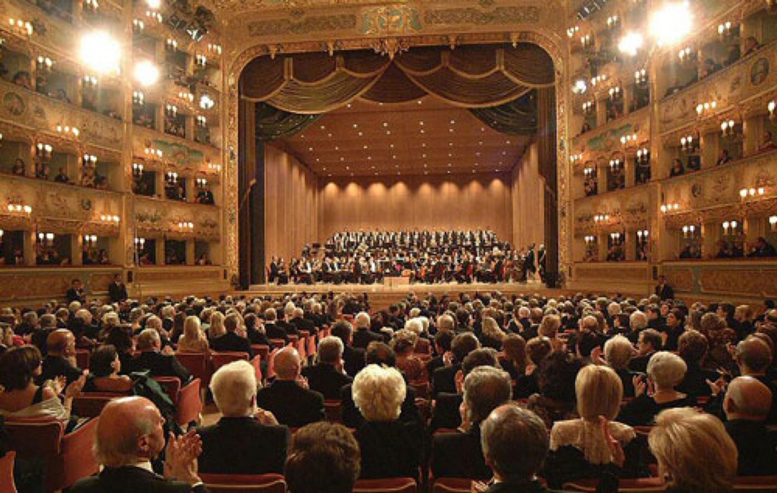 “John Axelrod & L’Orchestra Filarmonica della Fenice” at La Fenice Theatre