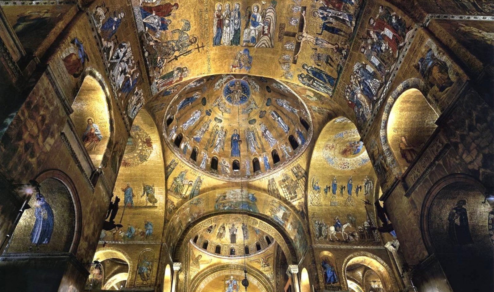 Basilica di San Marco, Interno